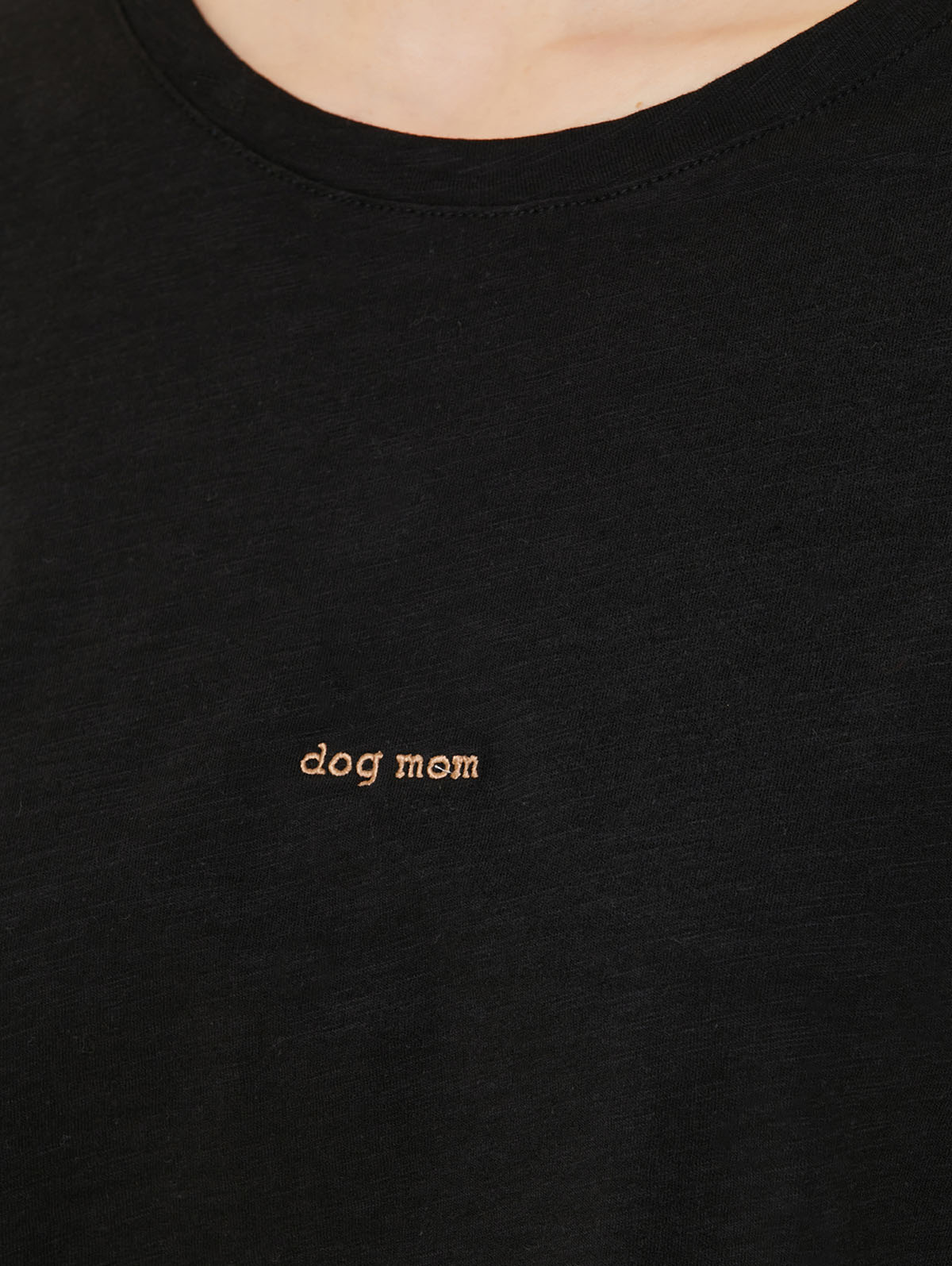 Mons Bons - Dog Mom T-shirt