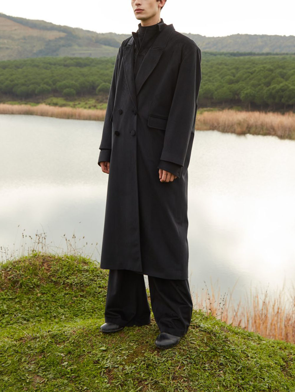 Jorah Closet - Corduroy Coat Black