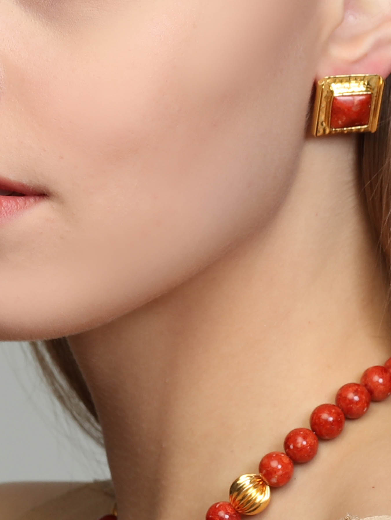 Gossef - Mix & Match Earring - Pyramide Coral